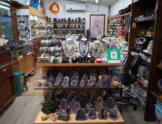 招財進寶石藝坊3